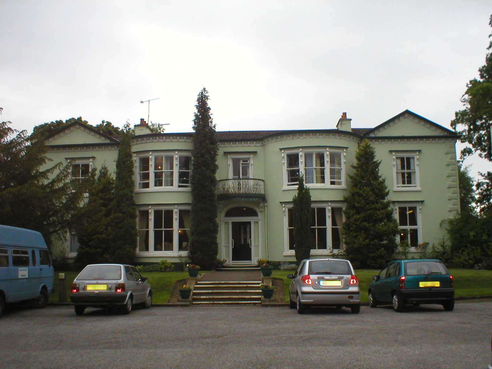 /shed/ShedImages/Photos/379_3_Belmont House Schools Hill.jpg